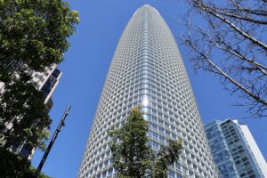 Photograph of the Salesforce Tower in San Francisco.